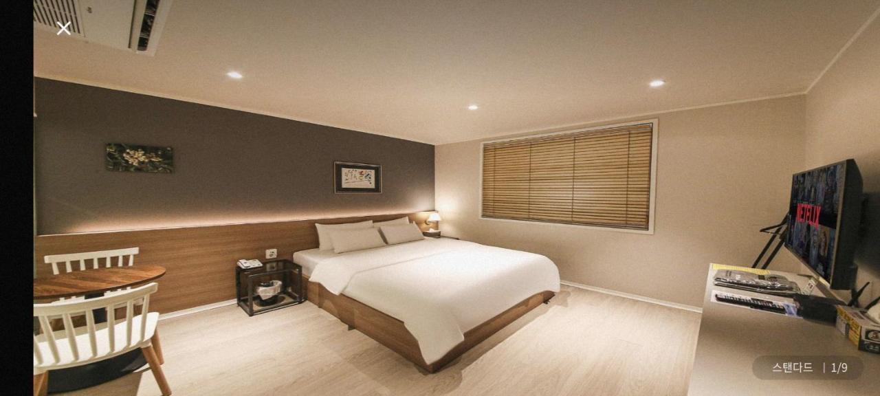 No.25 Hotel Cheonan Esterno foto